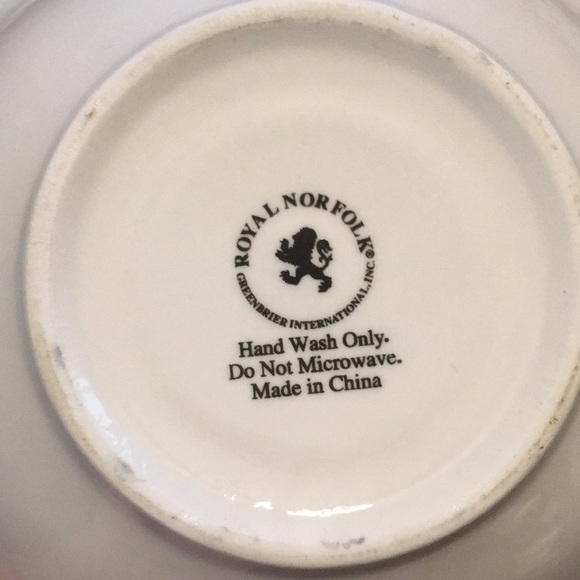 Royal Norfolk replacement bowl - 2 pieces - Picture 3 of 3